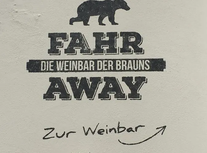 מלון - Weinbar Fahr Away 3*