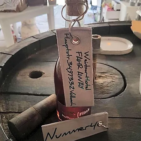 - Weinbar Fahr Away 폴카흐