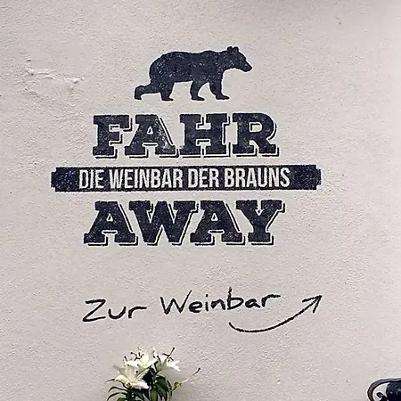 Hotel - Weinbar Fahr Away 3*