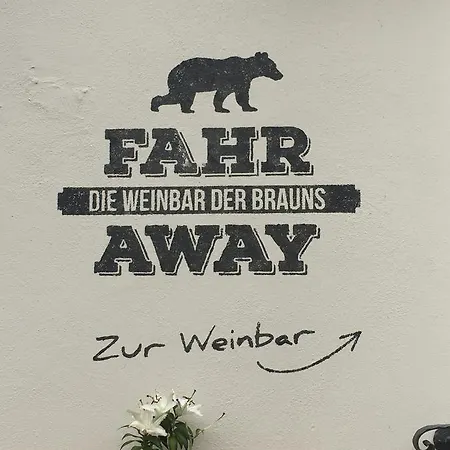 Hotel - Weinbar Fahr Away 3*
