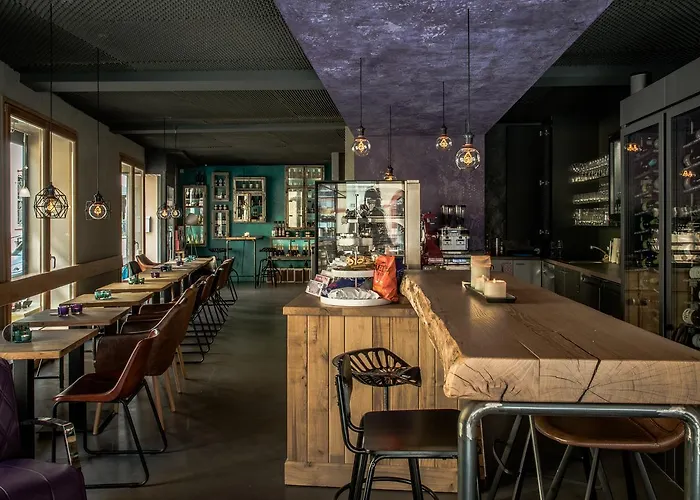 Hotel - Weinbar Fahr Away 3*
